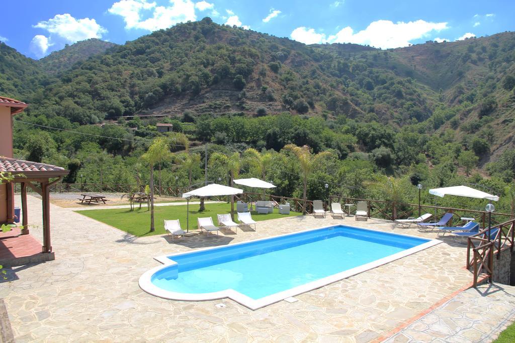Profetina Village Motta Camastra ภายนอก รูปภาพ