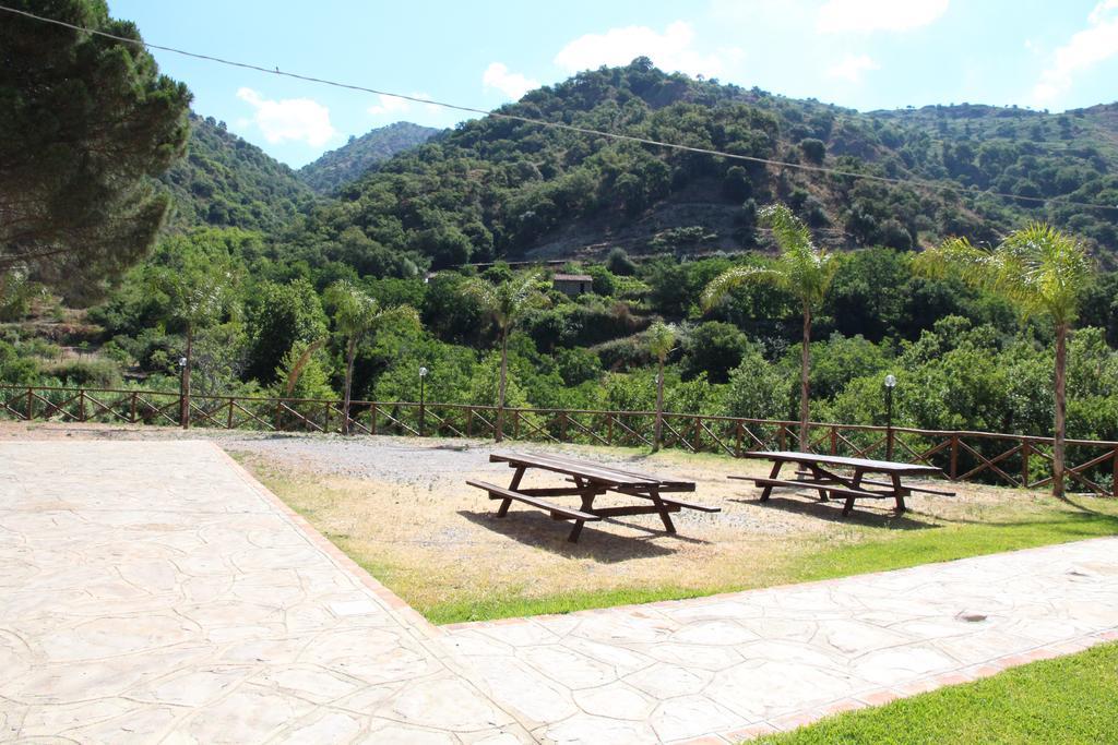 Profetina Village Motta Camastra ภายนอก รูปภาพ
